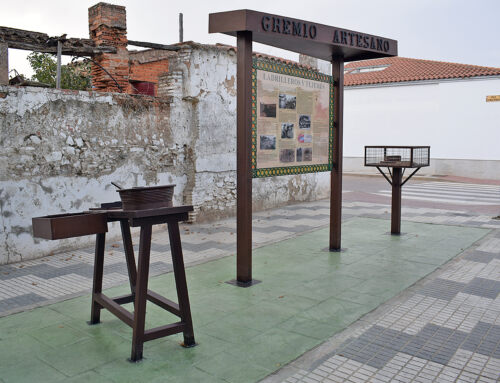Inauguración obra escultórica en homenaje al gremio de ladrilleros y tejeros en Llerena